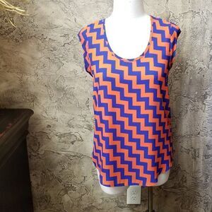 Sleeveless Chevron Pullover blouse size Small